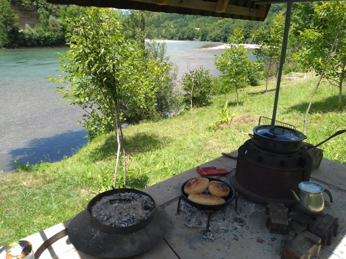 Vikendica Pored Drine Foca Handici Esterno foto