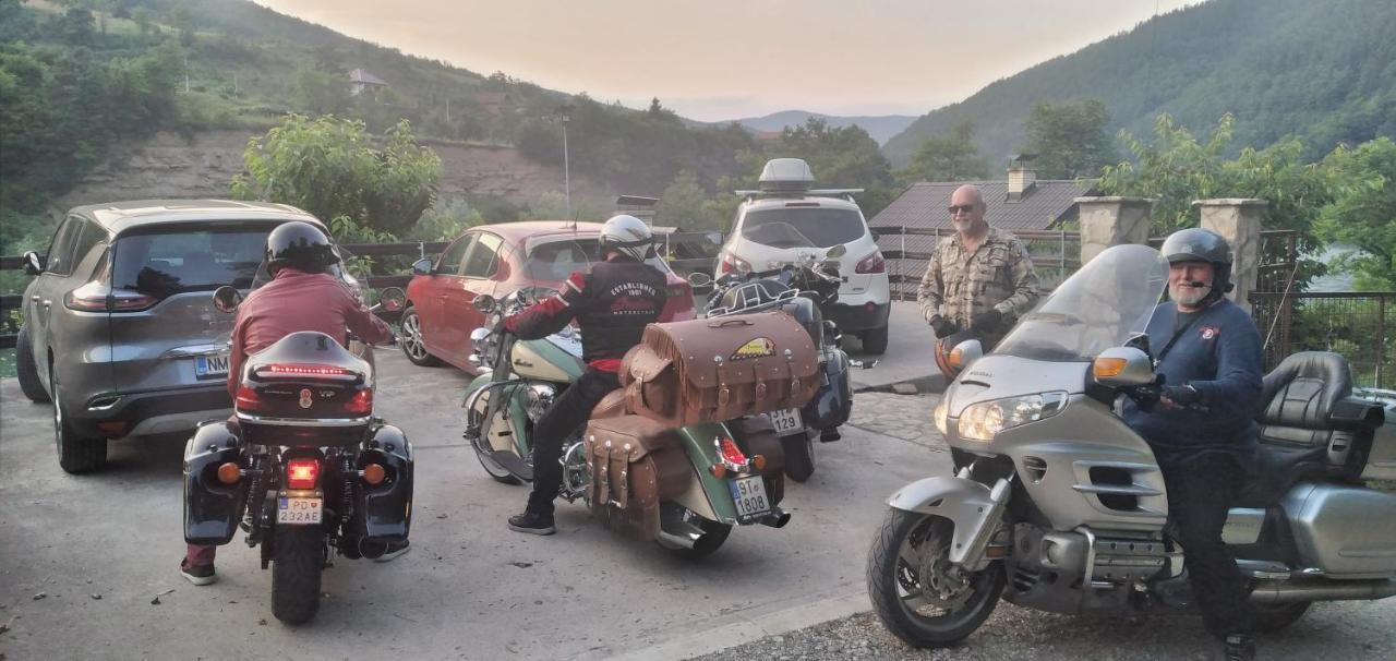 Vikendica Pored Drine Foca Handici Esterno foto