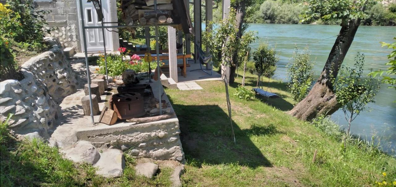 Vikendica Pored Drine Foca Handici Esterno foto